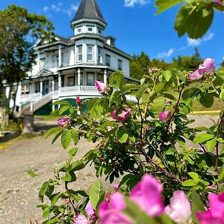 Le Manoir Du Vieux Presbytere Port-Daniel エクステリア 写真